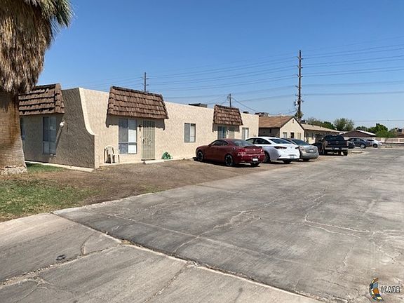 3rd image of 1224 Woodward Ave