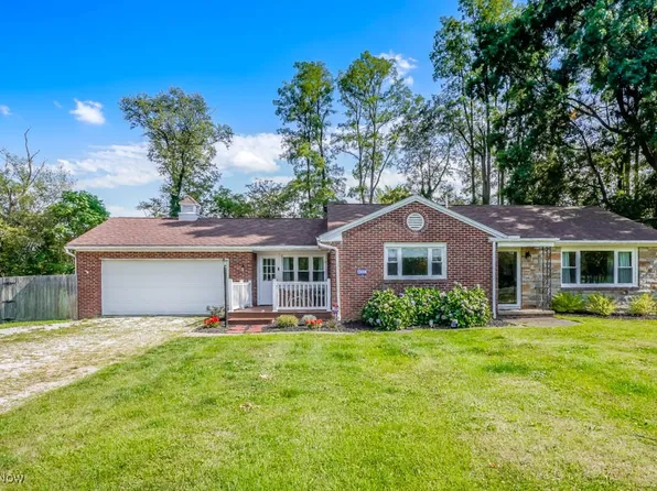 13444 Easton St NE, Alliance, OH 44601