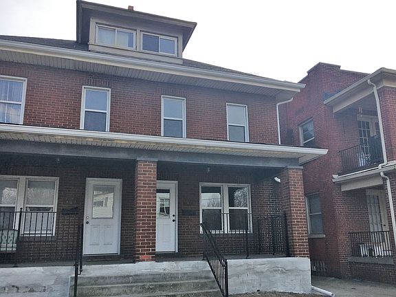 2nd image of 469-471 E Hudson St #469