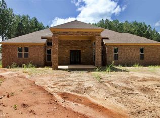 301 N Pomona Rd, Hampton, GA 30228