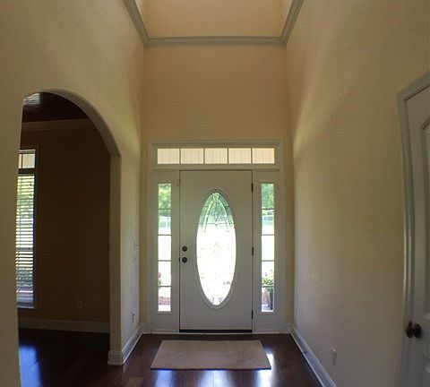 Front Foyer Entry