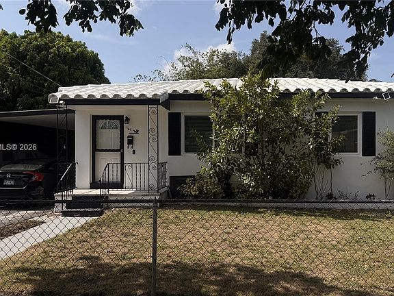 2nd image of 161 NW 41st St