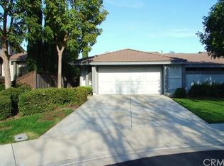 10 Moss Hill Ln, Laguna Hills, CA 92653