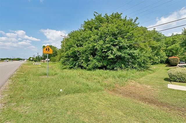 2nd image of 810 Us Hwy 377