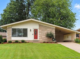 701 Parkwood Dr, Clarksville, IN 47129