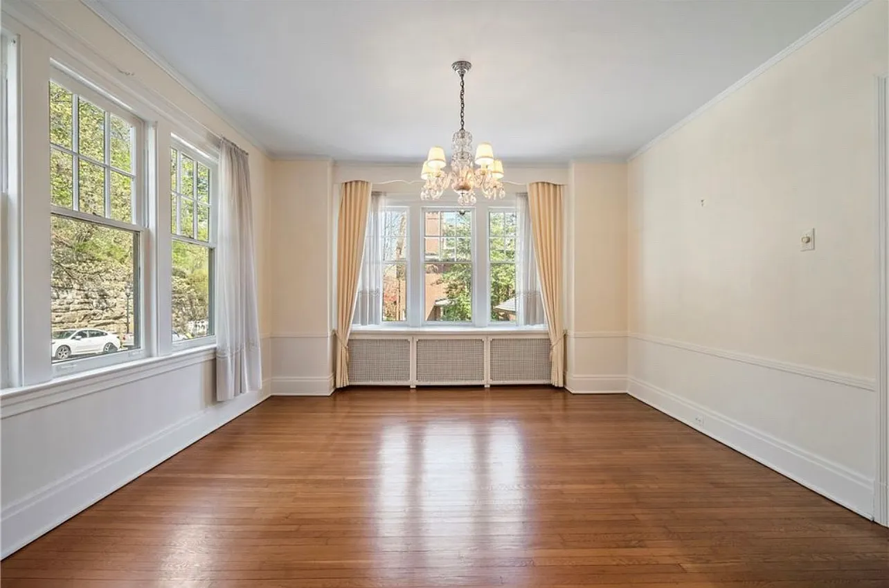 4 bed, 3000 sqft, $1,100 — Photo 3