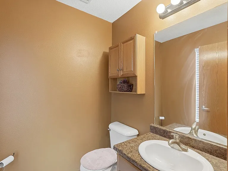 4803 NE Trilein Dr — Photo 37