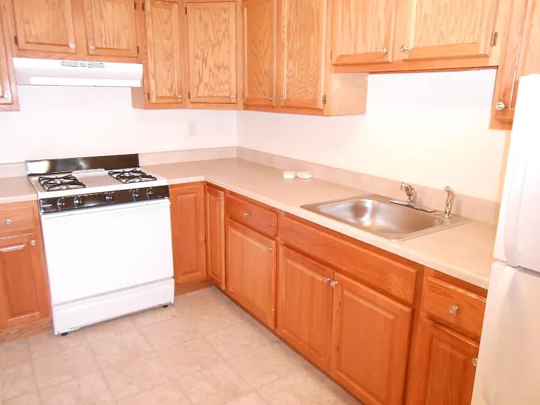 8 Vinal St #2 — Photo 10