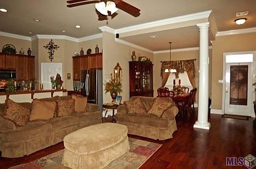 4th image of 15262 Chrissy Dr