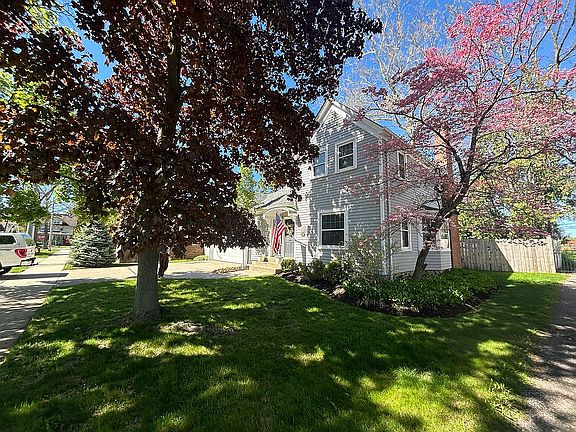 3rd image of 517 Ludlow Ave