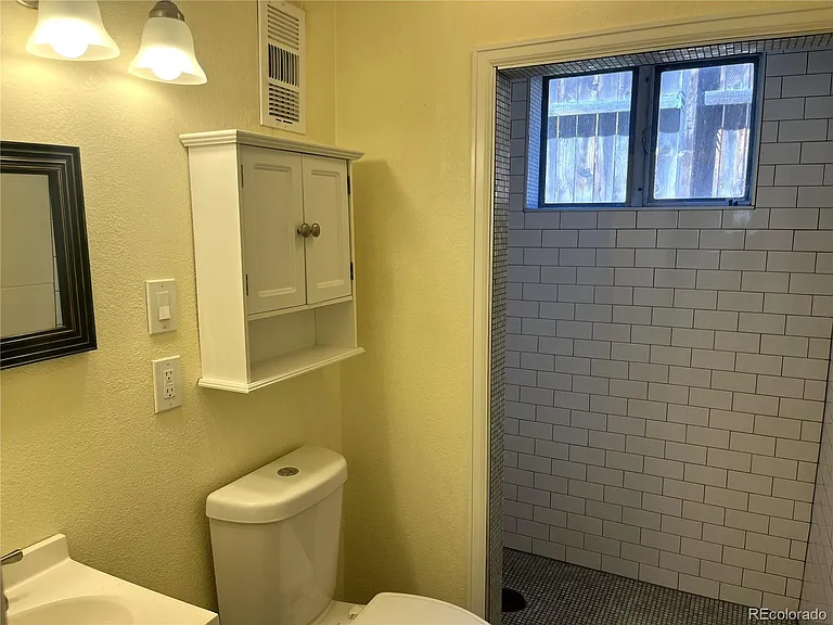 4243 Wyandot St — Photo 13