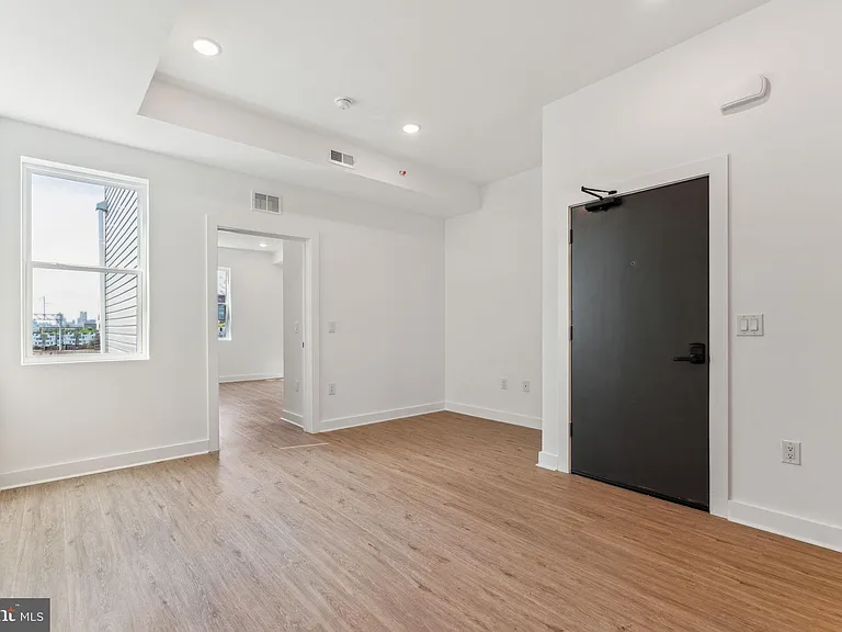1028 W Dauphin St #3 — Photo 2