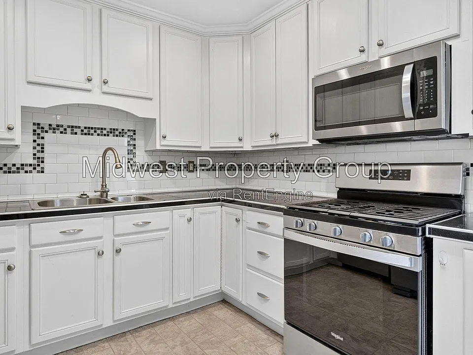 1205 Acredale Dr