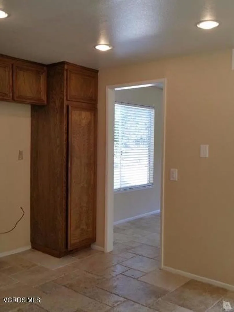 Truly beautiful, one story, single family home! — Photo 3