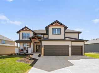 24213 W 58th Pl, Shawnee, KS 66226