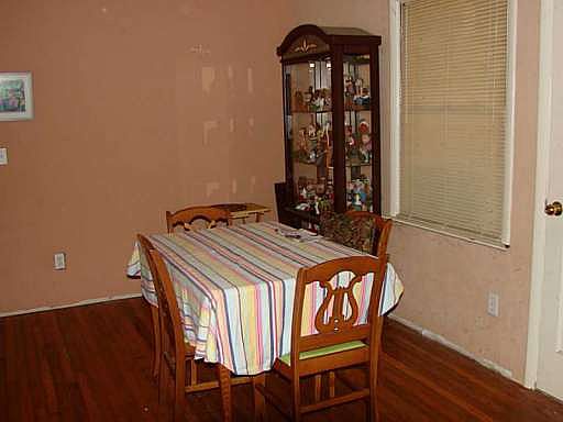 3rd image of 3079 Pebblebrook Dr
