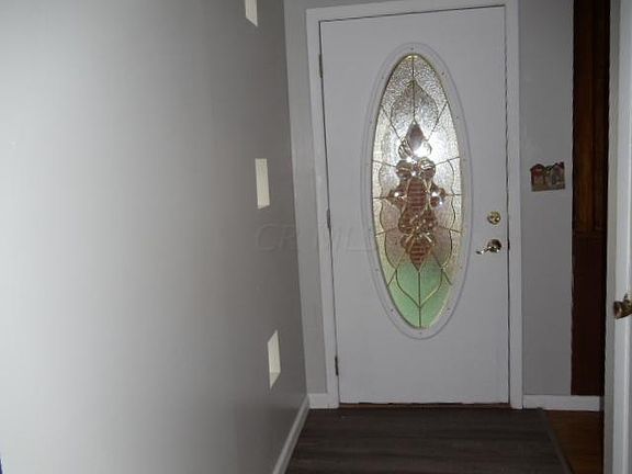4th image of 852 Wayne Dr
