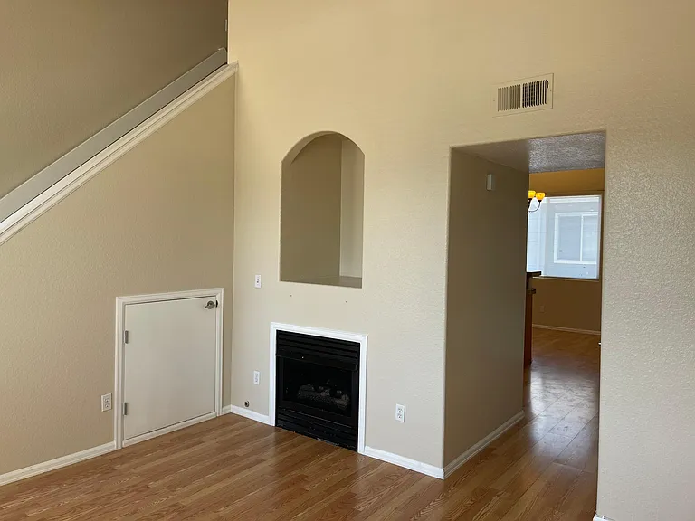 1021 S Walden Way #251 — Photo 7