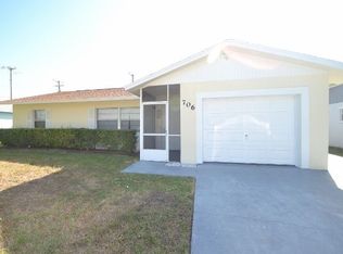 706 SW 4th Ave, Boynton Beach, FL 33426