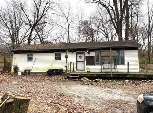 2555 E 1071 N, Demotte, IN 46310