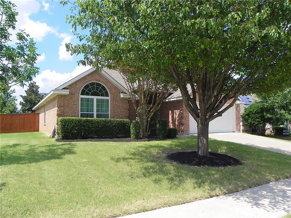 1st image of 912 Robin Dr