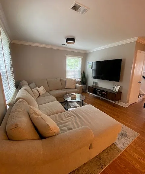 6 Holmes Ct — Photo 3