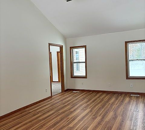 5th image of 5464 W Fletcher Rd