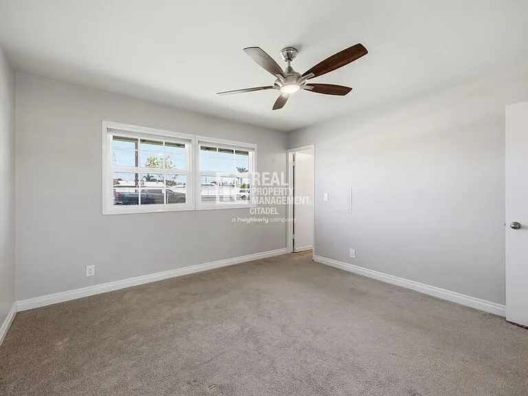 5082 Edinger Ave — Photo 29