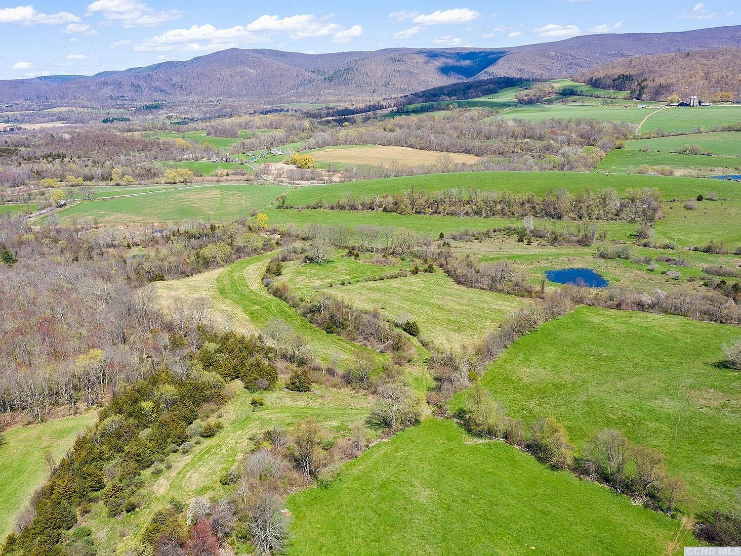 925 E Ancram Rd, Ancramdale, NY 12503 Zillow