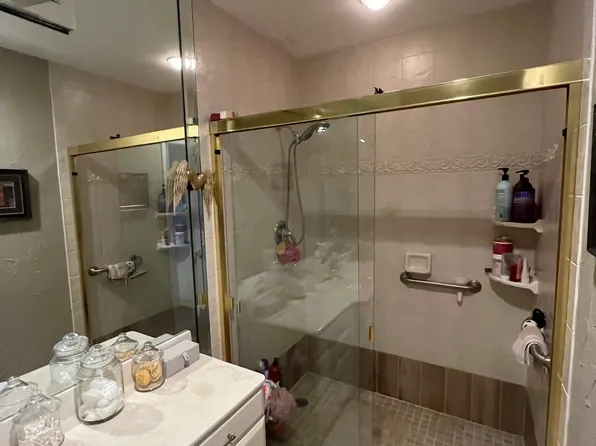 1201 S Riverside Dr APT 202, Pompano Beach, FL 33062