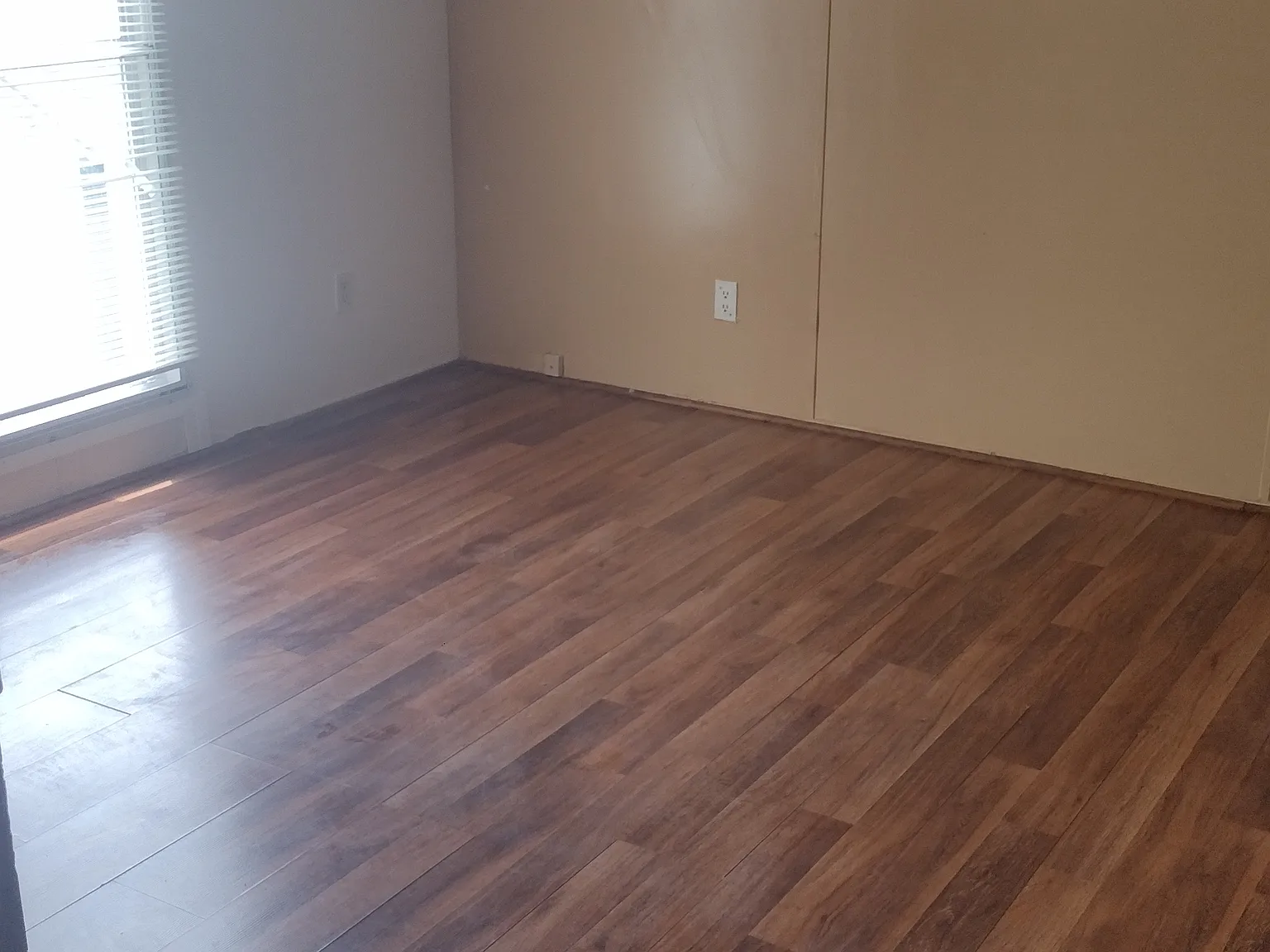2 bed, 800 sqft, $950 — Photo 3