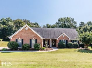 92 Still Water Ln, Jefferson, GA