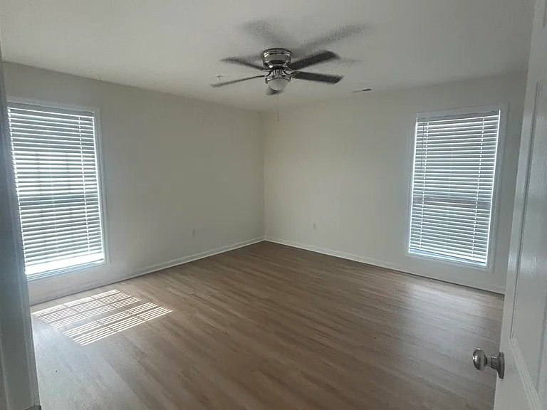 3943 Winchester Rd #B201 — Photo 8