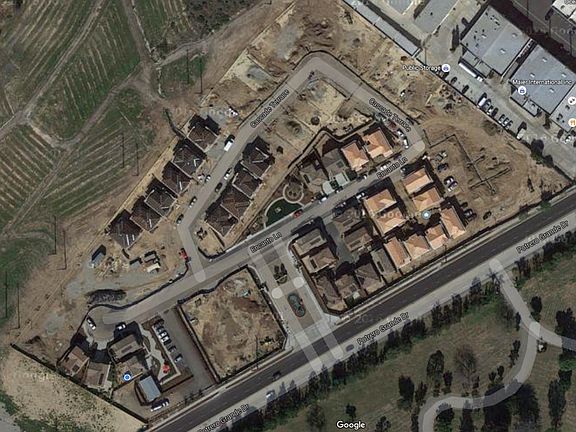 4th image of 509 Encanto Ln
