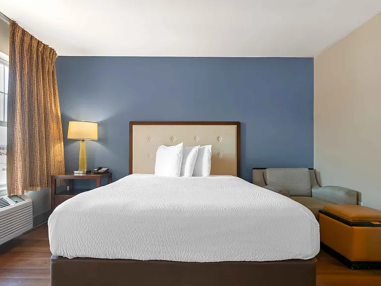 Studio Suite - 2 Queen Beds