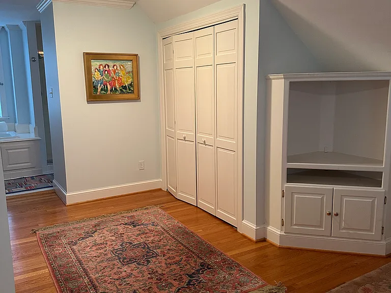 4501 Bromley Ln — Photo 15