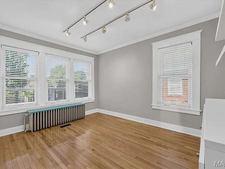 7122 Nashville Ave — Photo 17
