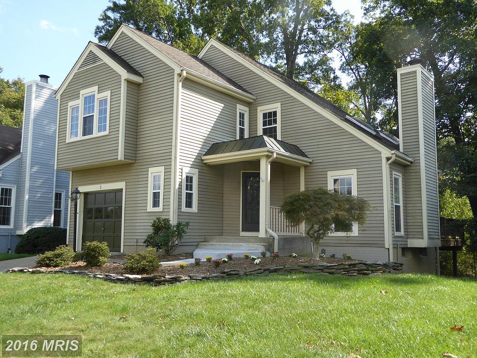 1st image of 6 Bedford Dr