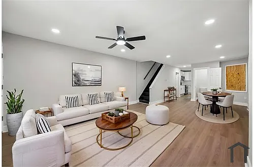 40 W Reger St Photo 1