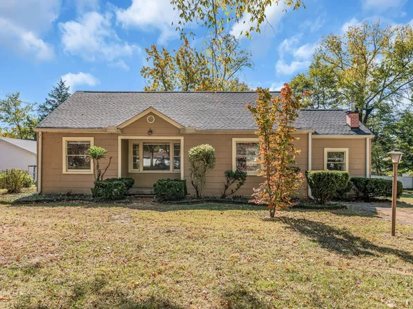 707 Lynn St, Murfreesboro, TN 37129