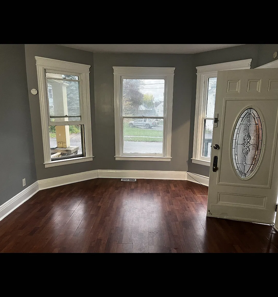 1 bed, $900 — Photo 1