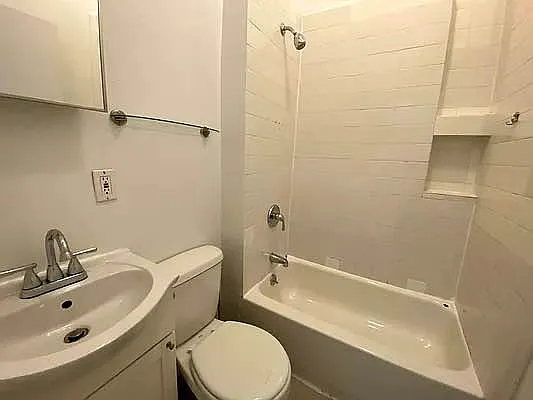 Rented by Highline Residential | media 7