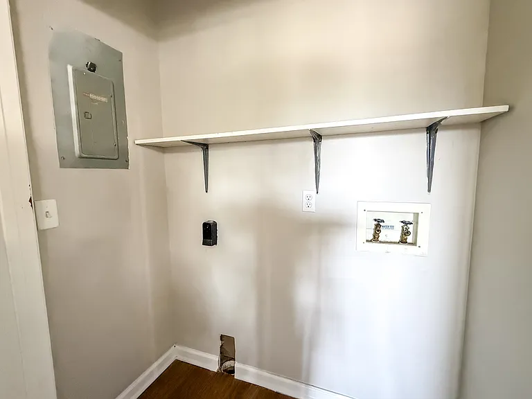 113 Ellis Rd #1 — Photo 23