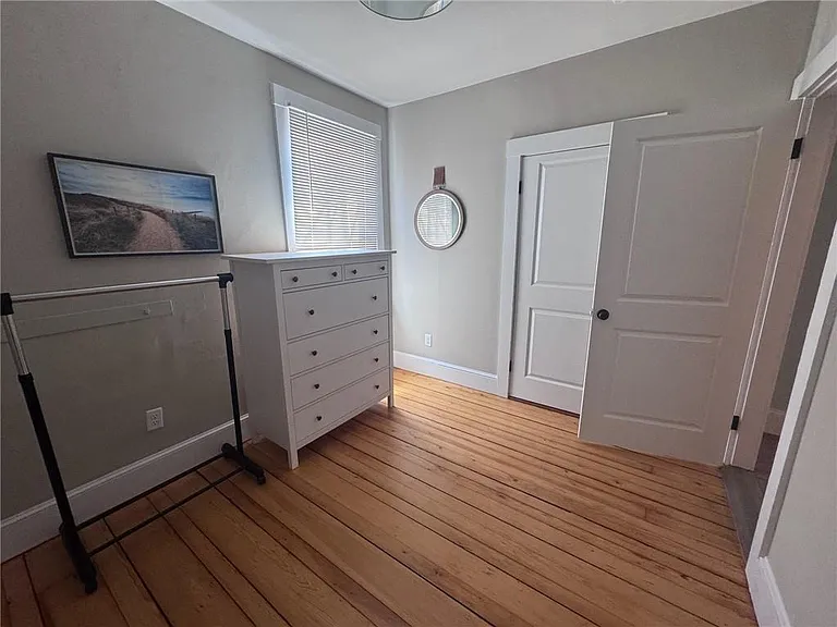 35 Elm St #B — Photo 20