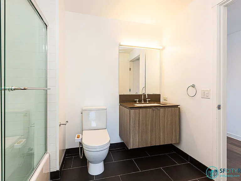 45 Bartlett St #413 — Photo 15