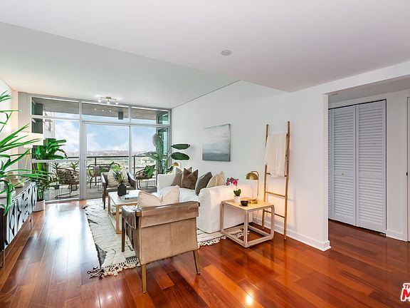 2nd image of 13650 Marina Pointe Dr Unit 906