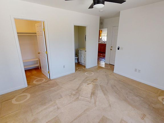 3rd image of 2656 S Cloverdale Ave