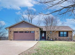 7303 Sennawood Dr, Cedar Hill, MO 63016