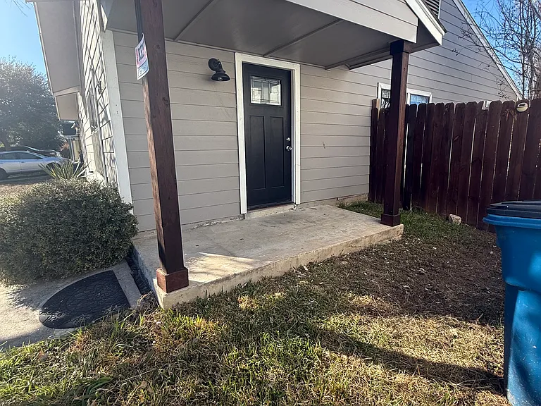 4843 Aspenwood Dr — Photo 4