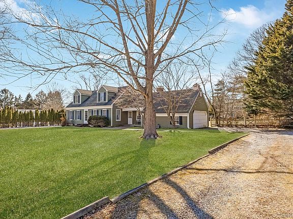 4th image of 43 Farm Road N